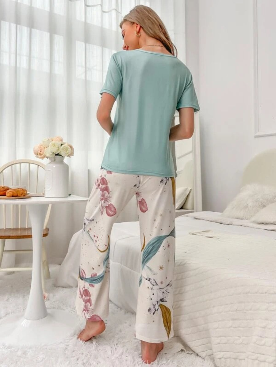 Floral Print Tee And Pajama Set