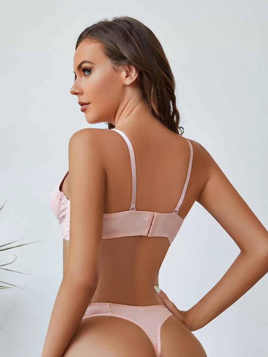 Contrast Lace Bow Detail Push Up Bra