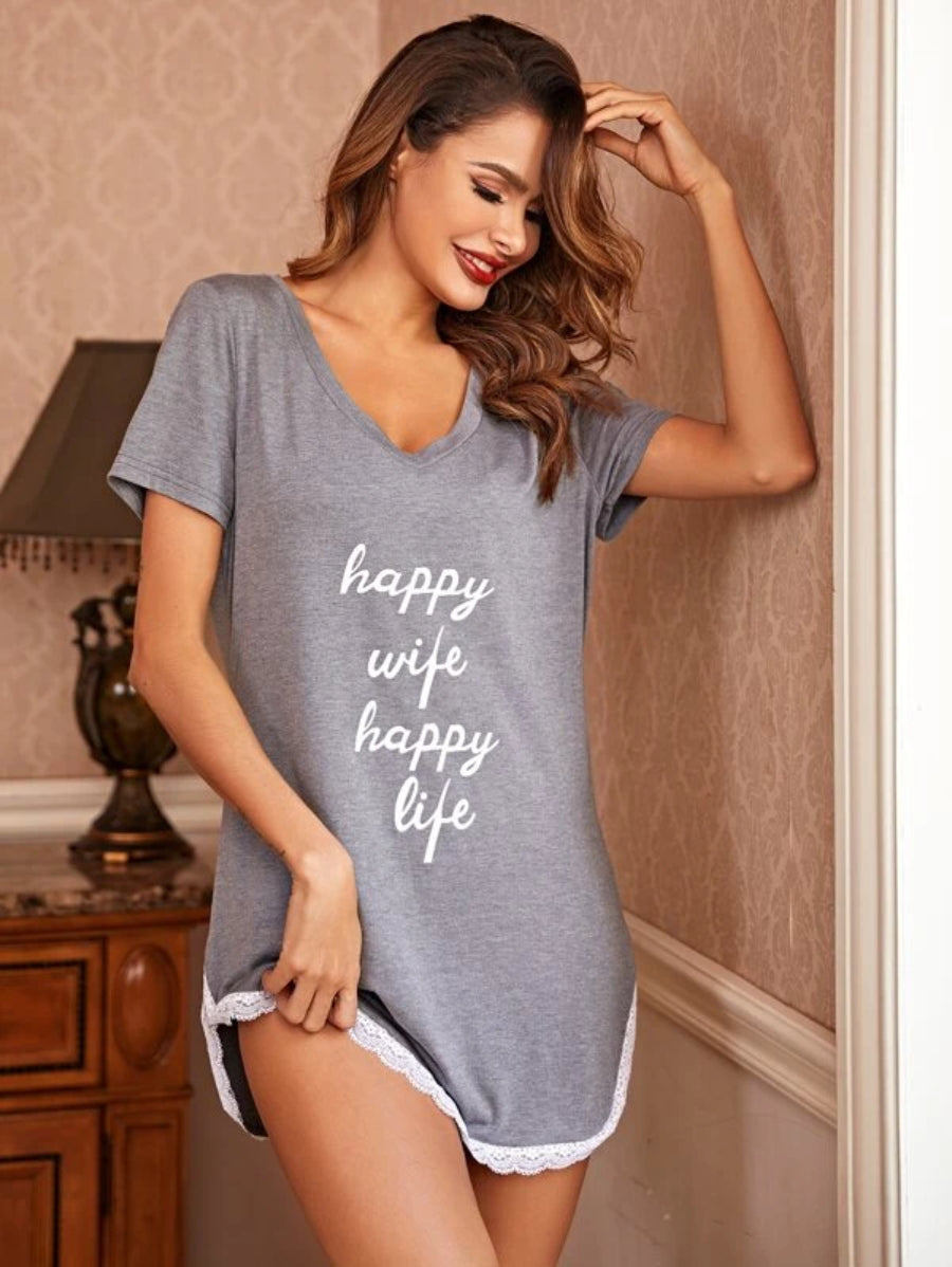 Contrast Lace Slogan Graphic Nightdress