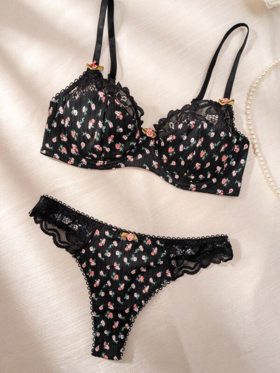 Ditsy Floral Print Contrast Lace Lingerie Set