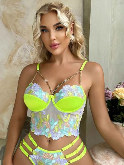 Floral Embroidery Chain Linked Underwire Bra