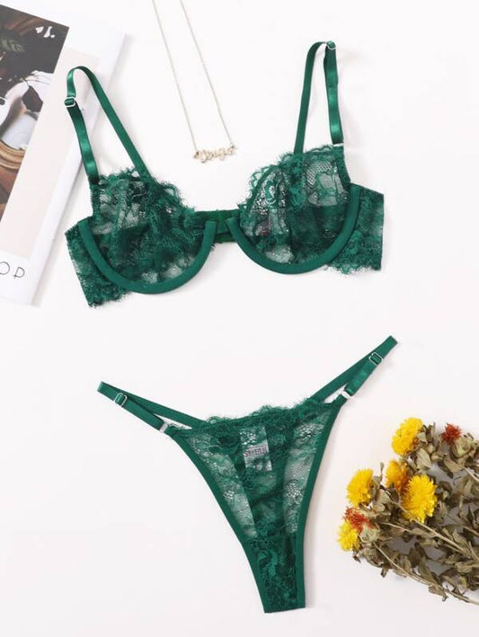 Floral Lace Pattern Underwire Lingerie Set