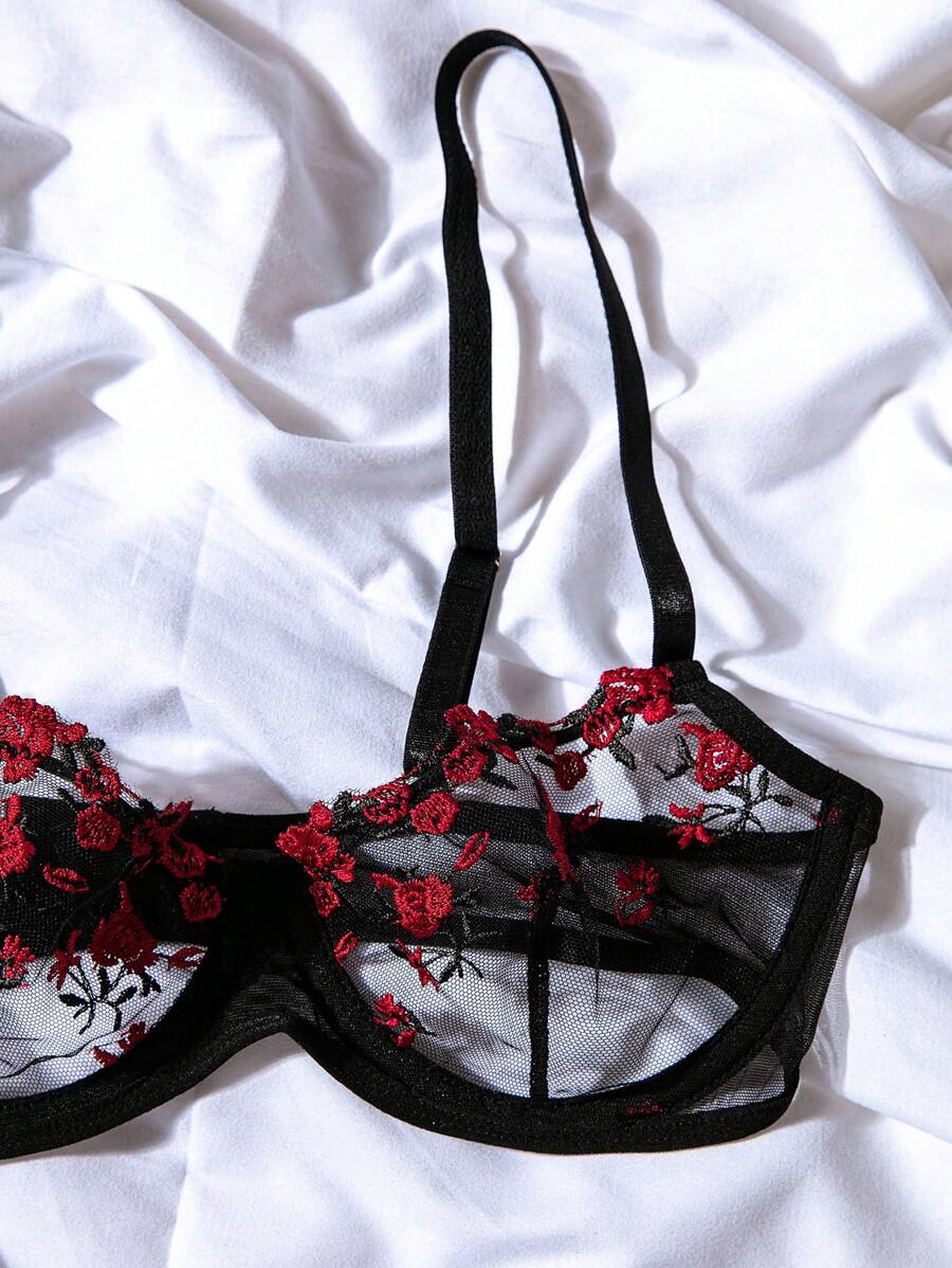 Floral Spaghetti Strap Underwire Lingerie Set