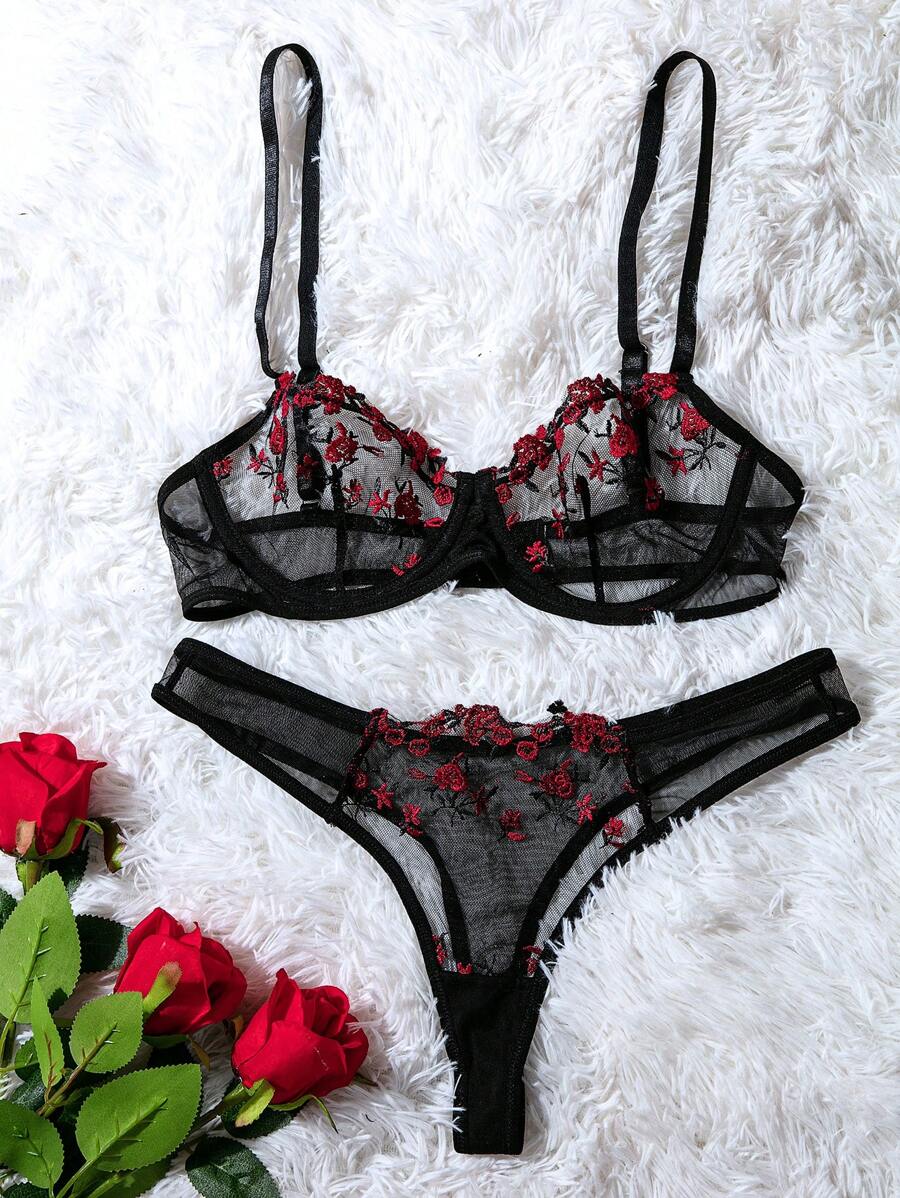 Floral Spaghetti Strap Underwire Lingerie Set