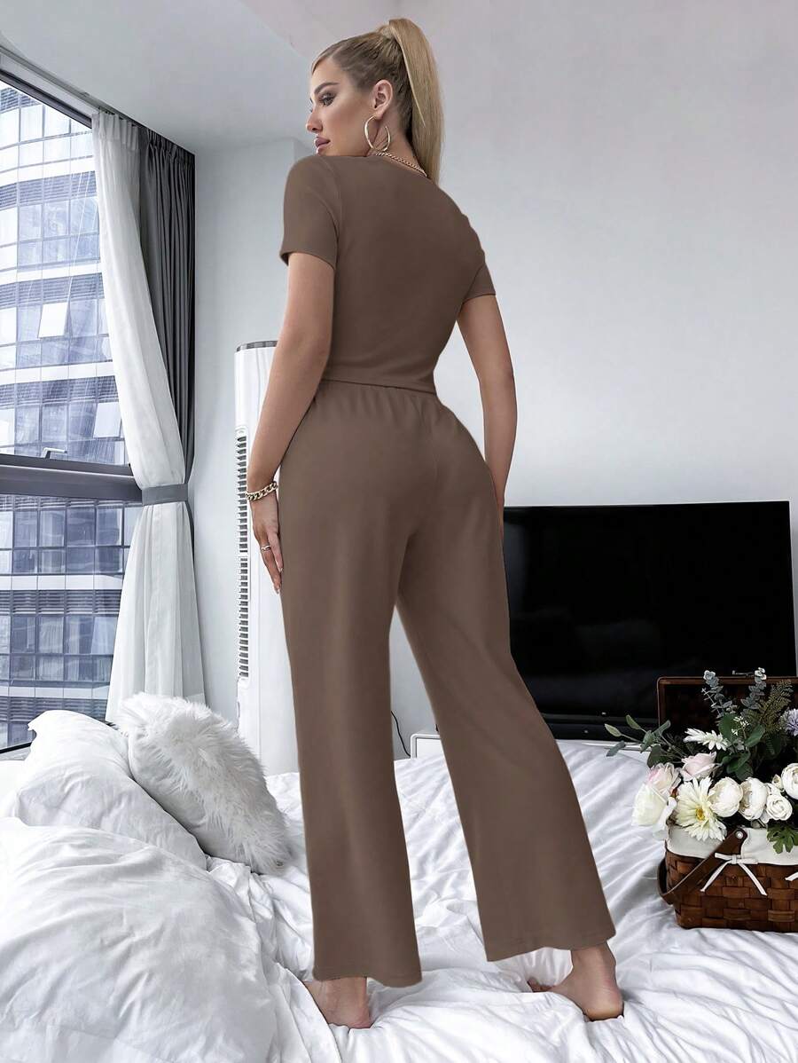 Solid Tee And Pants Lounge Set